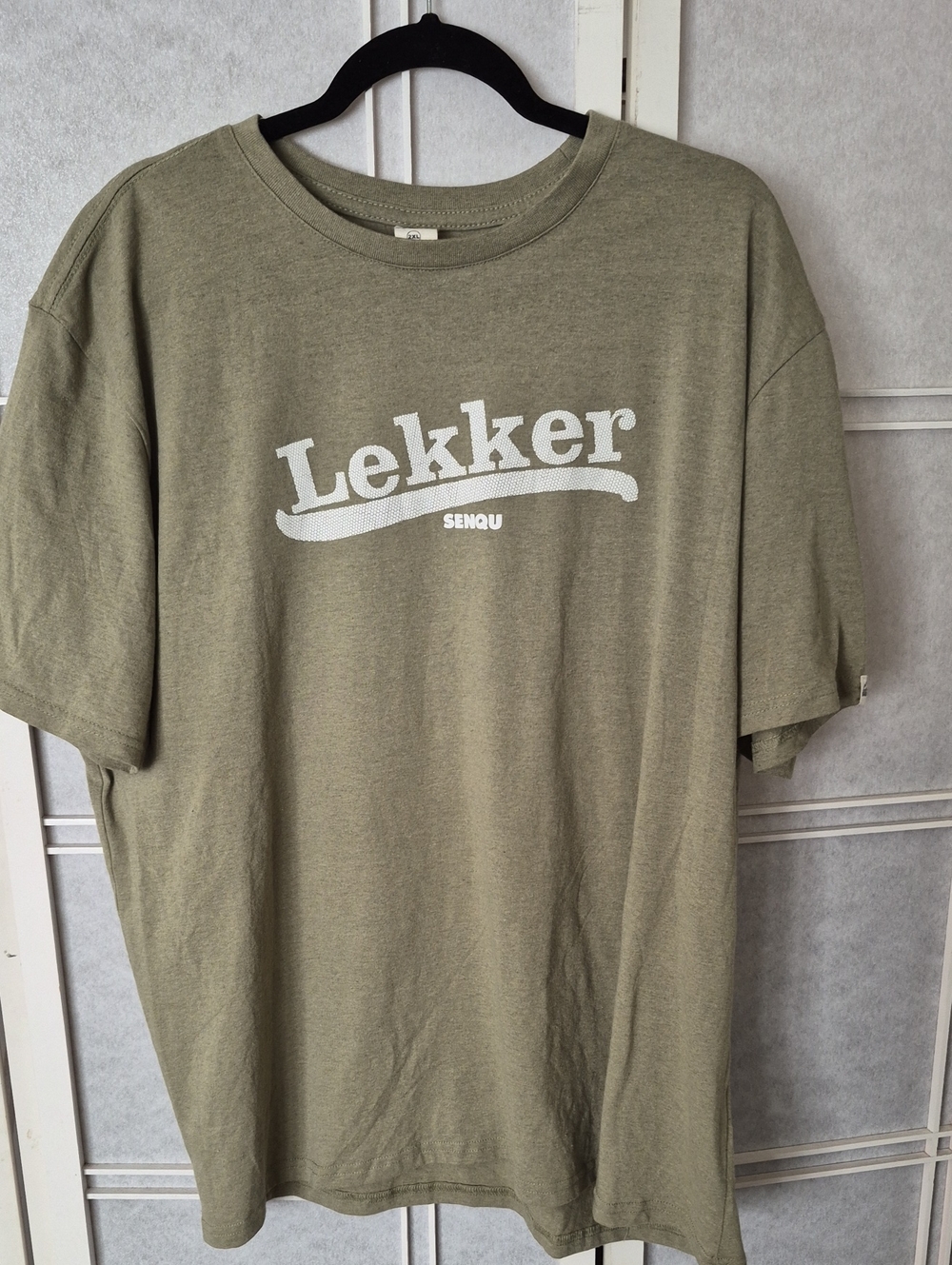Men’s Olive Green Senqu Lekker Graphic Tee